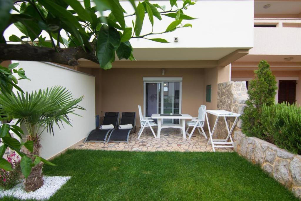 Apartamento Apartman Ljubica 4 Krk Town Exterior foto